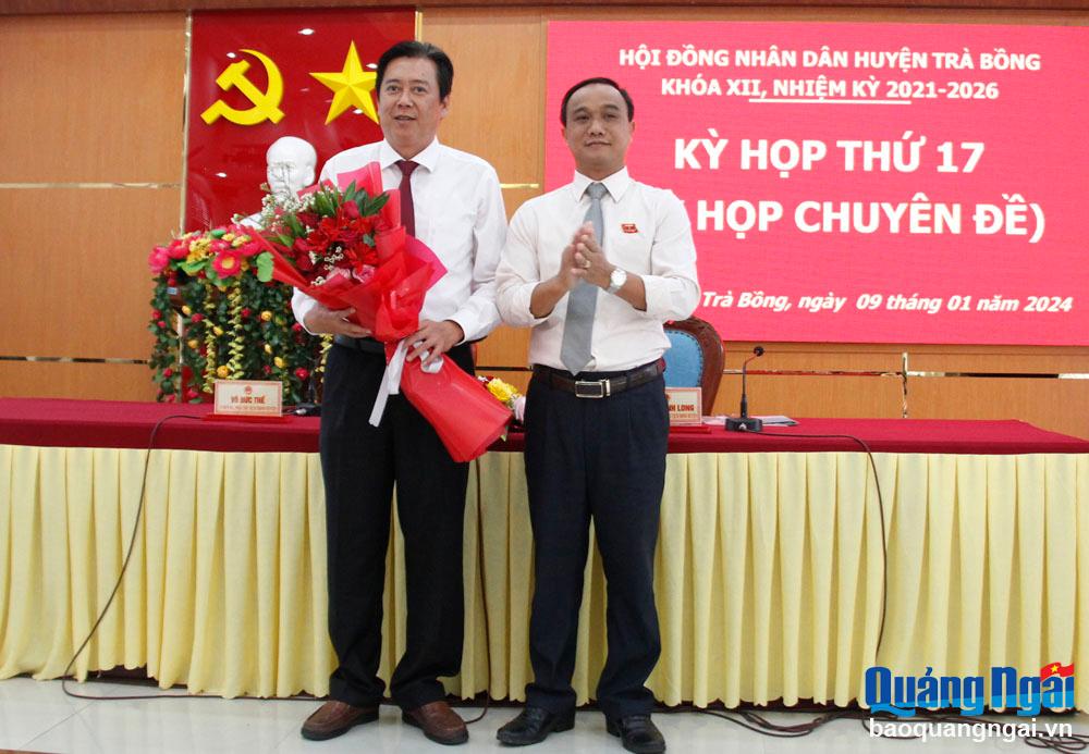 Đồng chí Trần Hoàng Vĩnh được bầu giữ chức Chủ tịch UBND huyện Trà Bồng