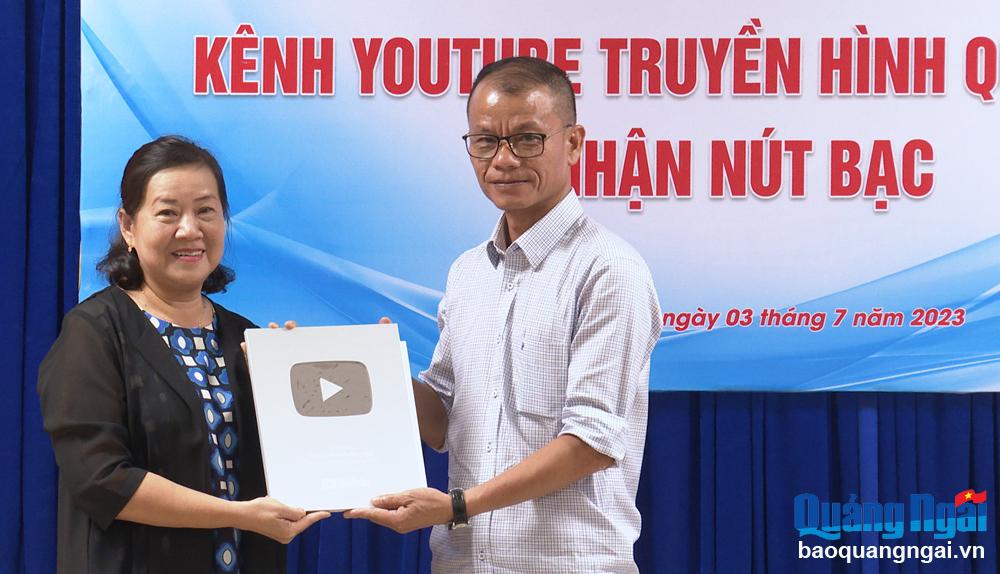 Kênh YouTube Truyền hình Quảng Ngãi nhận nút Bạc 